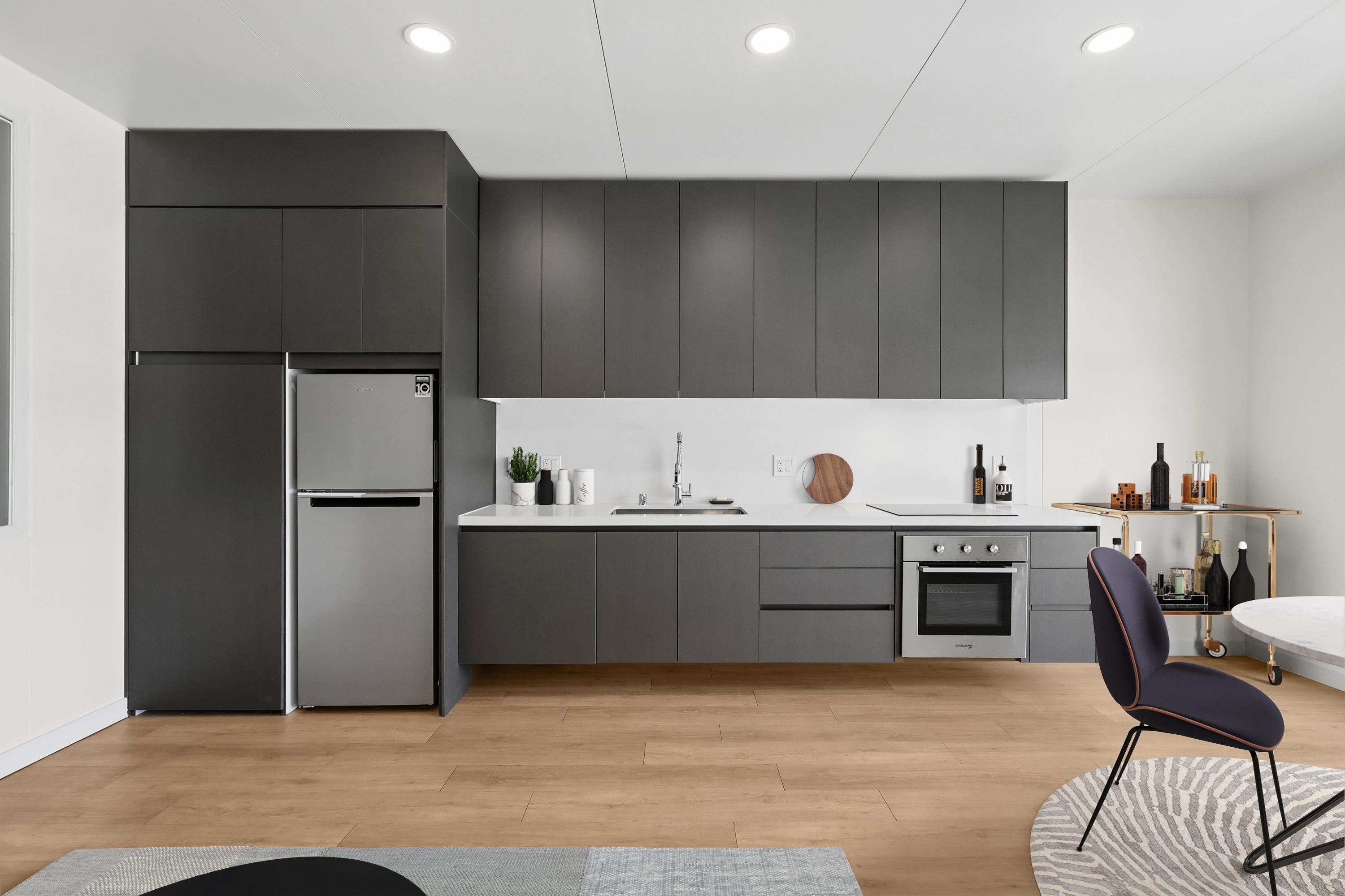 335 3rd Street photo 3